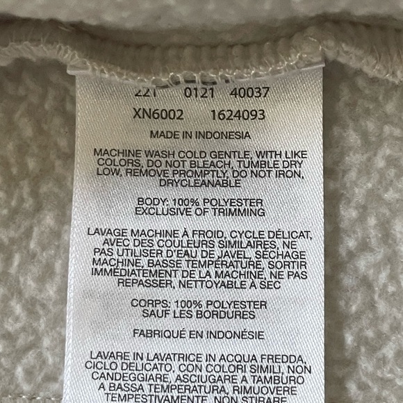 Columbia Toddler’s 18-24 Months Cream/White Color Sweater. Used. - Picture 6 of 6